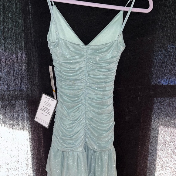 Jump Shimmering Light Blue Dress - Picture 2 of 4